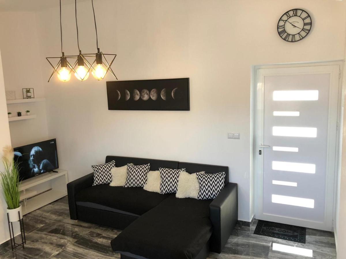 Appartement Apartman Luce à Bibinje Extérieur photo