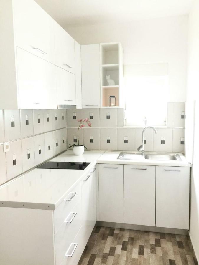 Appartement Apartman Luce à Bibinje Extérieur photo
